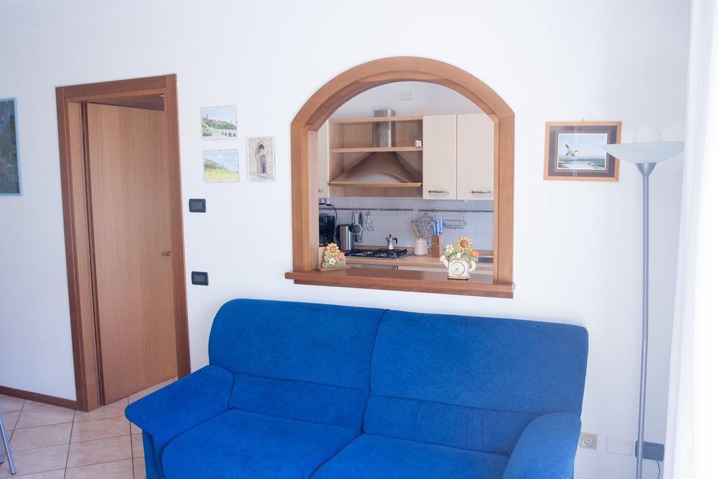 Appartamento Lombardi Riva del Garda Oda fotoğraf